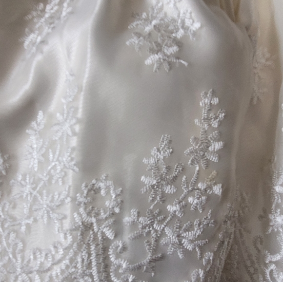 Infant girl fancy dress - Picture 4 of 4